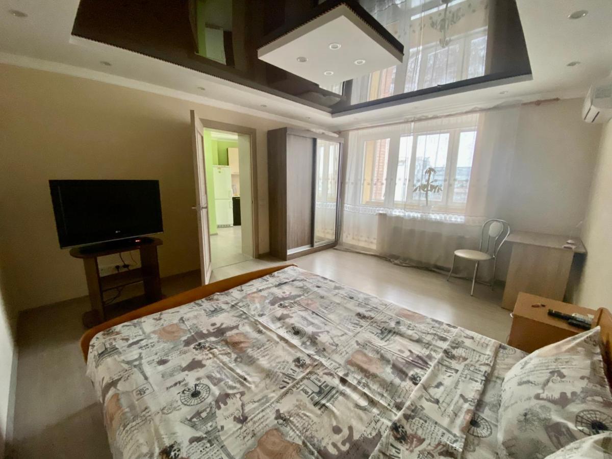 Apartment On Khreshchatyk 200 Center Çerkassi Dış mekan fotoğraf
